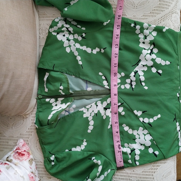 Korean dress - Picture 14 of 15